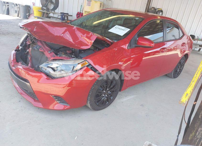 Photo 2 of 2016 Toyota Corolla LE (VIN 5YFBURHE8GP466857)