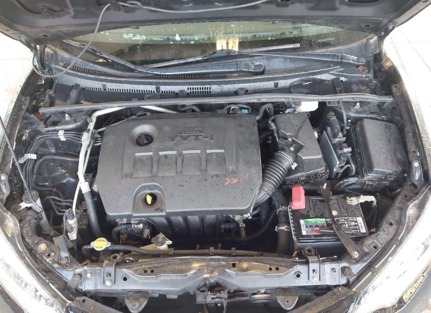 Photo 10 of 2016 Toyota Corolla LE (VIN 5YFBURHE8GP477809)