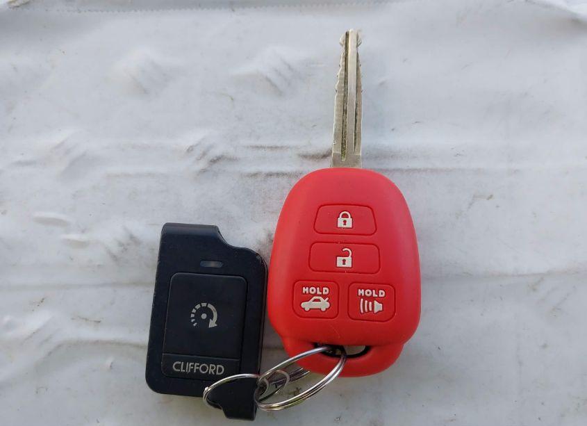 Photo 11 of 2016 Toyota Corolla LE (VIN 5YFBURHE8GP477809)