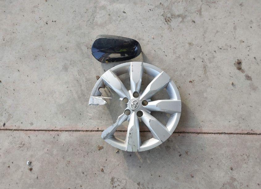 Photo 12 of 2016 Toyota Corolla LE (VIN 5YFBURHE8GP477809)