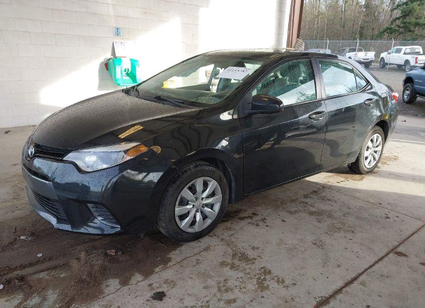 Photo 2 of 2016 Toyota Corolla LE (VIN 5YFBURHE8GP477809)