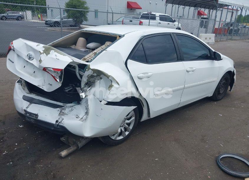 Photo 4 of 2016 Toyota Corolla LE (VIN 5YFBURHE8GP482590)