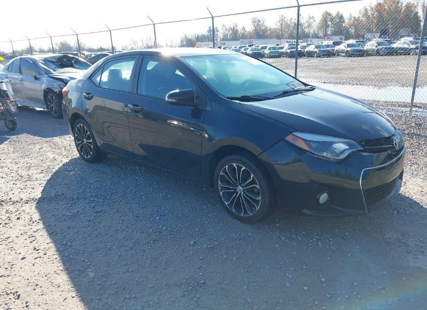 2016 Toyota Corolla S PLUS (VIN 5YFBURHE8GP490396) main photo