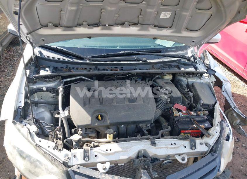 Photo 10 of 2016 Toyota Corolla LE (VIN 5YFBURHE8GP493282)