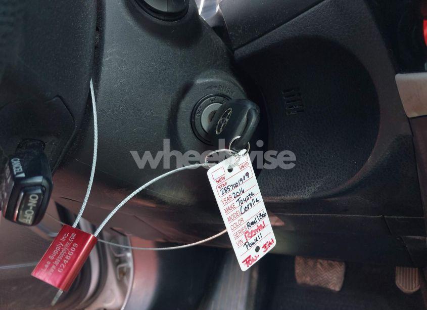 Photo 11 of 2016 Toyota Corolla LE (VIN 5YFBURHE8GP493282)