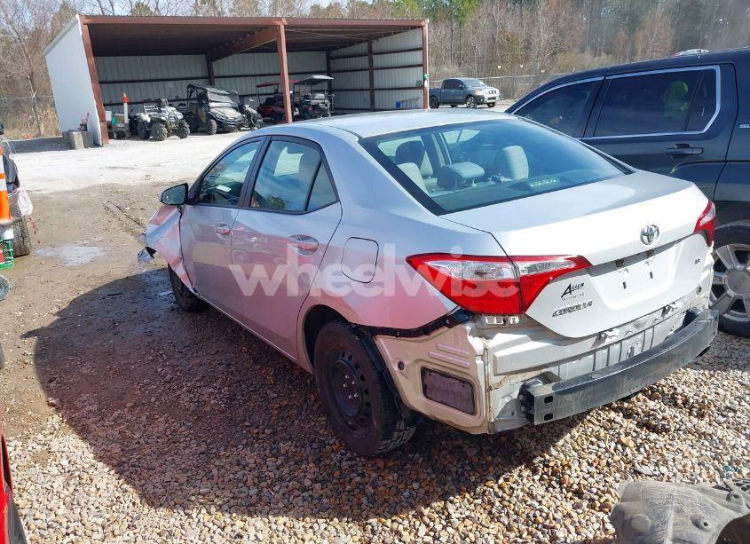 Photo 3 of 2016 Toyota Corolla LE (VIN 5YFBURHE8GP493282)