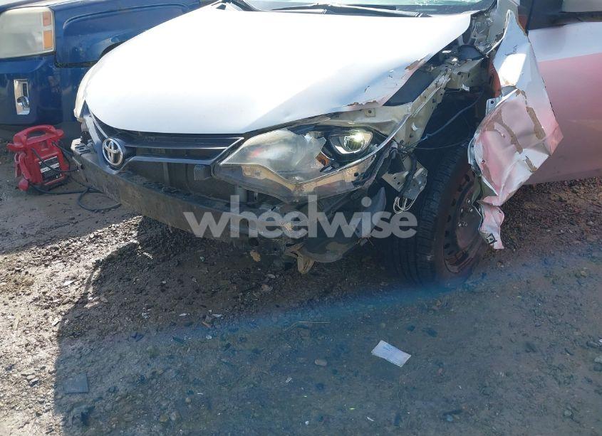 Photo 6 of 2016 Toyota Corolla LE (VIN 5YFBURHE8GP493282)