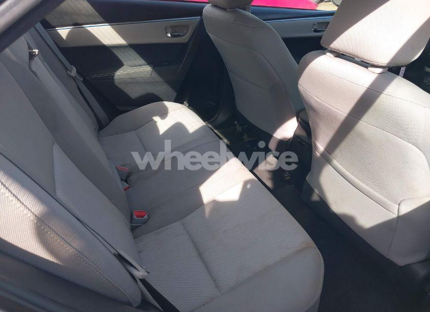 Photo 8 of 2016 Toyota Corolla LE (VIN 5YFBURHE8GP493282)