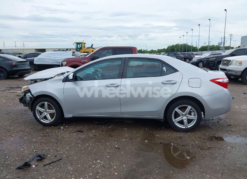 Photo 15 of 2016 Toyota Corolla L/LE/LE PLUS/LE PREMIUM/S/S PLUS/S PREMIUM/S W/SPECIAL EDITION PKG (VIN 5YFBURHE8GP498501)