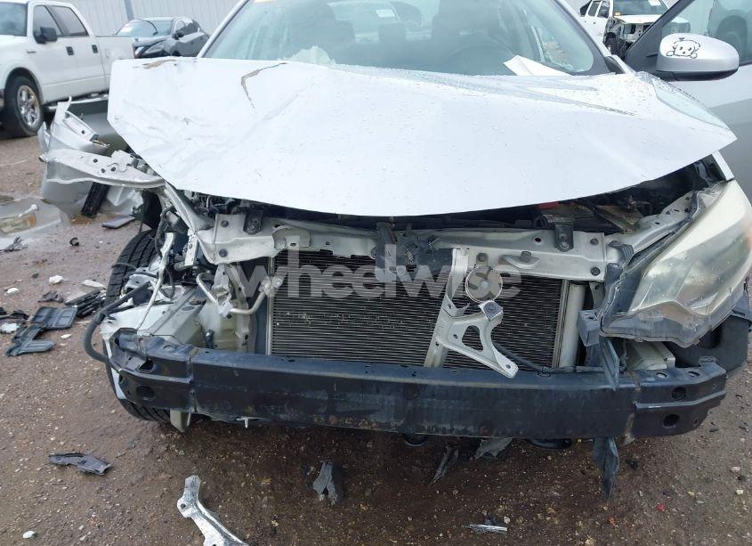 Photo 18 of 2016 Toyota Corolla L/LE/LE PLUS/LE PREMIUM/S/S PLUS/S PREMIUM/S W/SPECIAL EDITION PKG (VIN 5YFBURHE8GP498501)