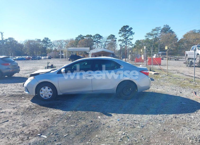 Photo 14 of 2016 Toyota Corolla L (VIN 5YFBURHE8GP498711)