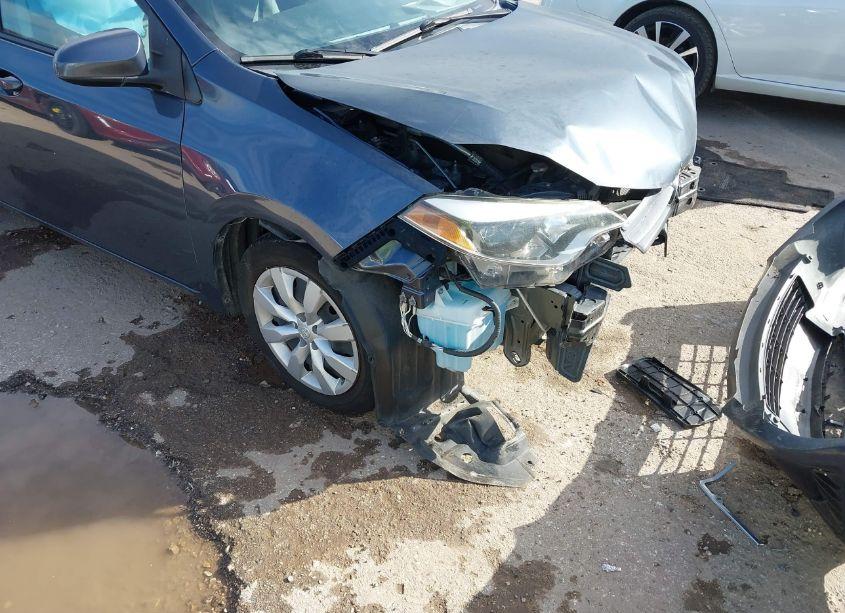 Photo 18 of 2016 Toyota Corolla LE (VIN 5YFBURHE8GP523302)