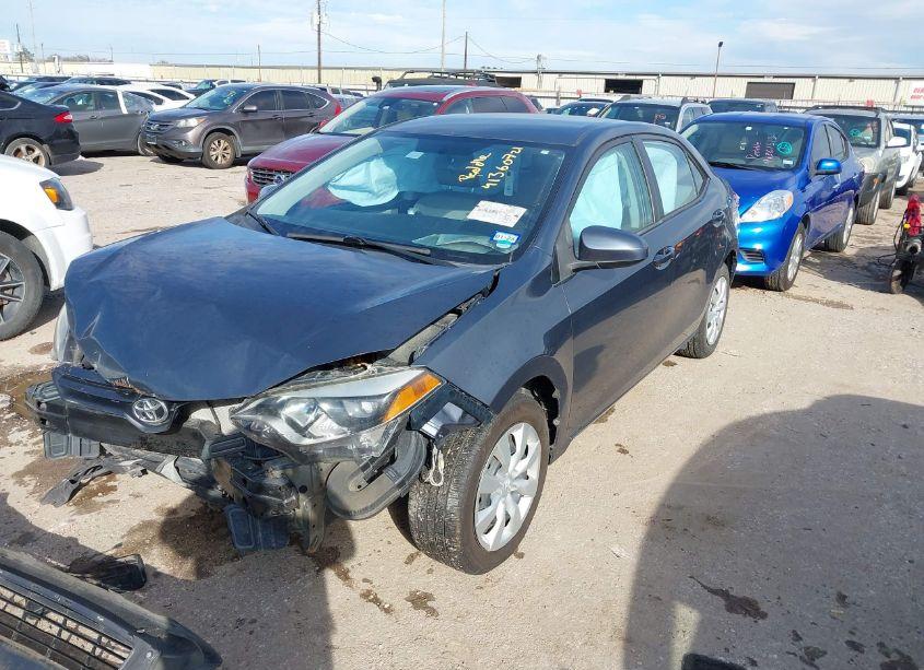 Photo 2 of 2016 Toyota Corolla LE (VIN 5YFBURHE8GP523302)