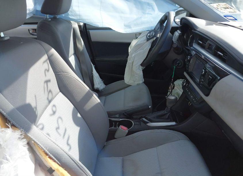 Photo 5 of 2016 Toyota Corolla LE (VIN 5YFBURHE8GP523302)