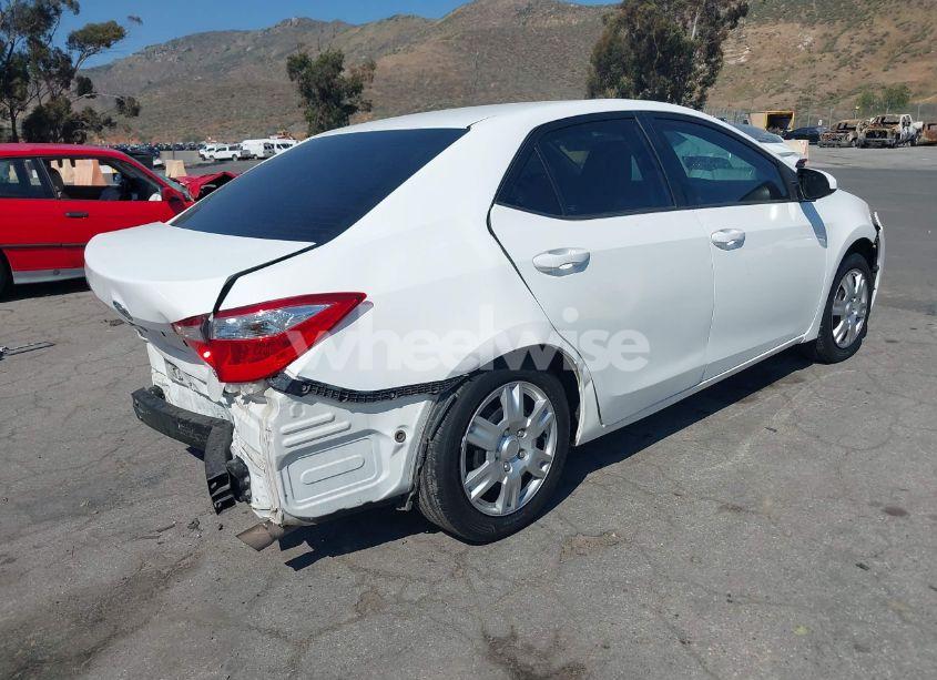 Photo 4 of 2016 Toyota Corolla LE (VIN 5YFBURHE8GP523512)