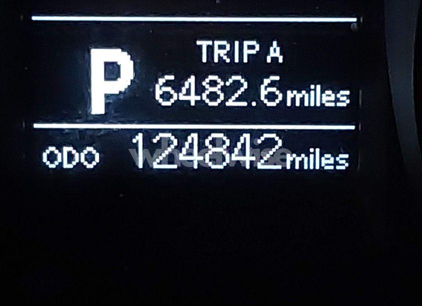 Photo 16 of 2016 Toyota Corolla S PLUS (VIN 5YFBURHE8GP532999)