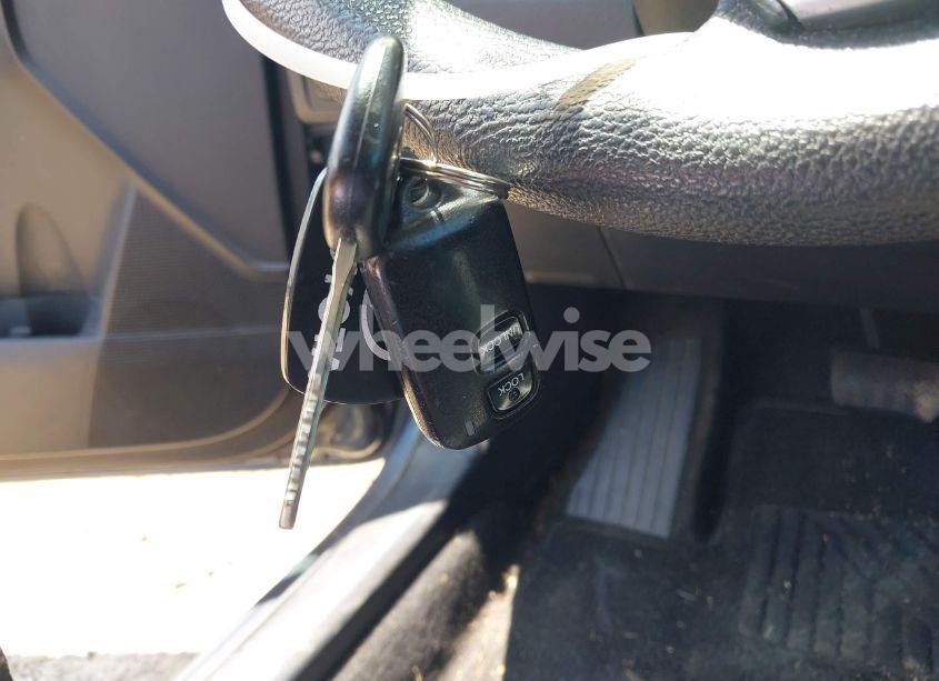 Photo 11 of 2016 Toyota Corolla L (VIN 5YFBURHE8GP554419)