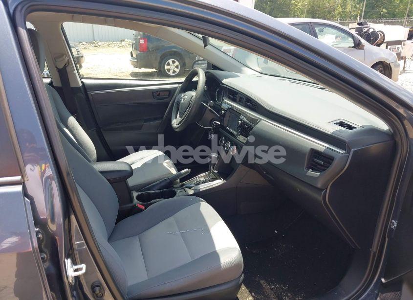 Photo 5 of 2016 Toyota Corolla L (VIN 5YFBURHE8GP554419)