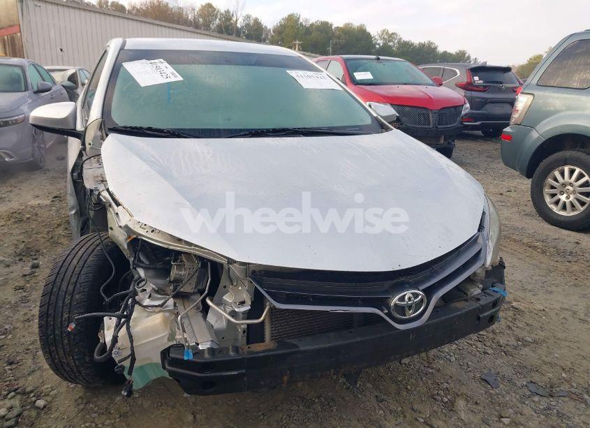 Photo 12 of 2016 Toyota Corolla LE (VIN 5YFBURHE8GP563816)