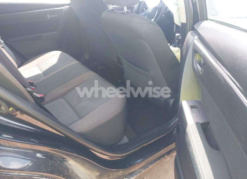 Photo 8 of 2017 Toyota Corolla LE (VIN 5YFBURHE8HP591424)