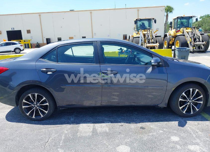 Photo 13 of 2017 Toyota Corolla SE (VIN 5YFBURHE8HP592962)
