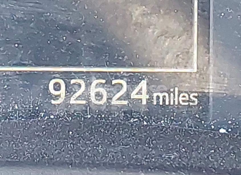 Photo 15 of 2017 Toyota Corolla SE (VIN 5YFBURHE8HP592962)