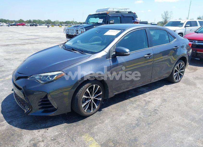 Photo 2 of 2017 Toyota Corolla SE (VIN 5YFBURHE8HP592962)