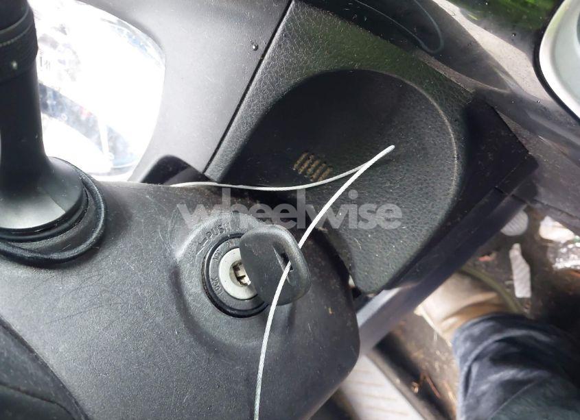 Photo 11 of 2017 Toyota Corolla LE (VIN 5YFBURHE8HP597076)