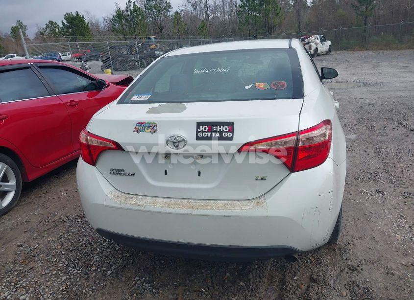 Photo 16 of 2017 Toyota Corolla LE (VIN 5YFBURHE8HP597076)