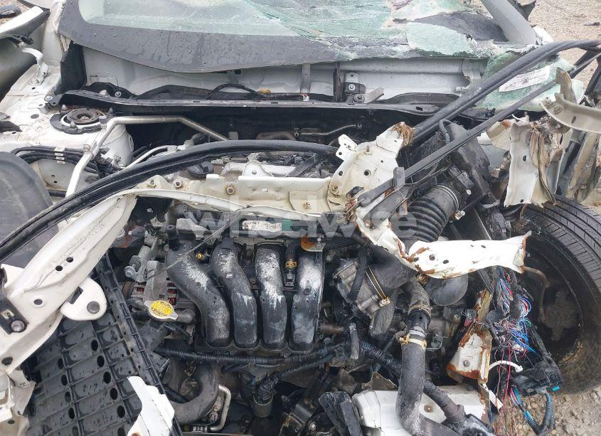 Photo 10 of 2017 Toyota Corolla LE (VIN 5YFBURHE8HP601174)