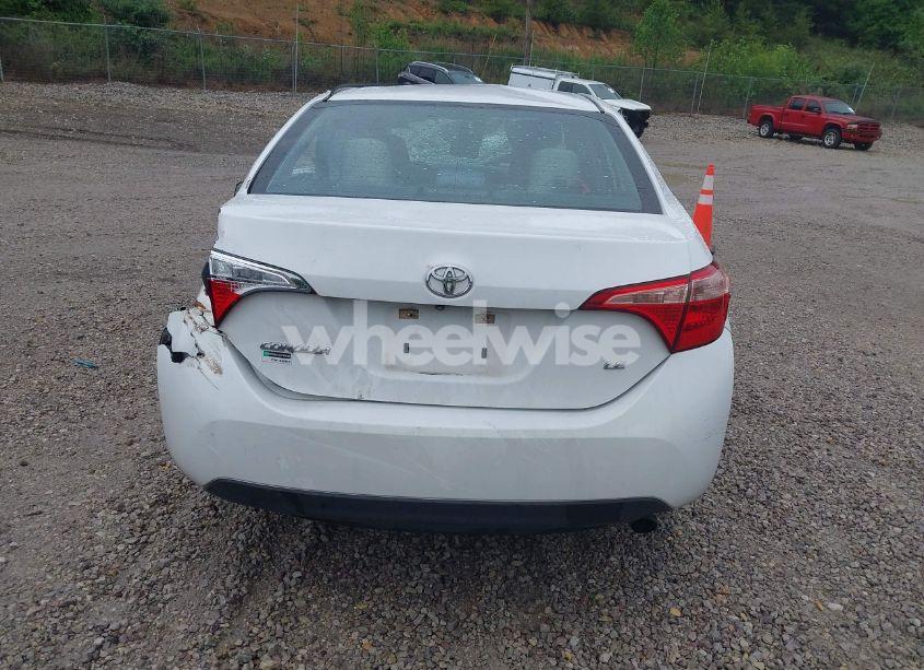Photo 16 of 2017 Toyota Corolla LE (VIN 5YFBURHE8HP601174)