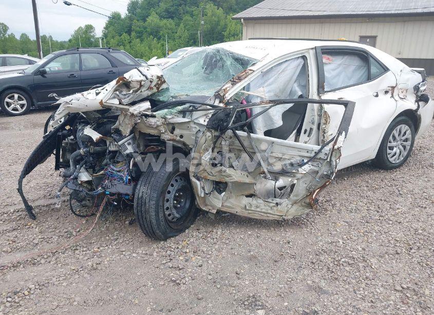 Photo 2 of 2017 Toyota Corolla LE (VIN 5YFBURHE8HP601174)