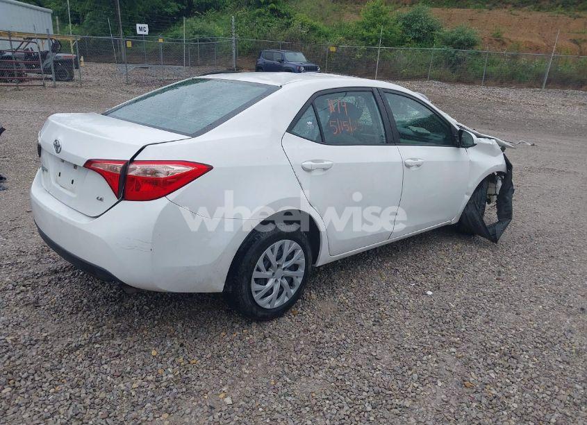 Photo 4 of 2017 Toyota Corolla LE (VIN 5YFBURHE8HP601174)