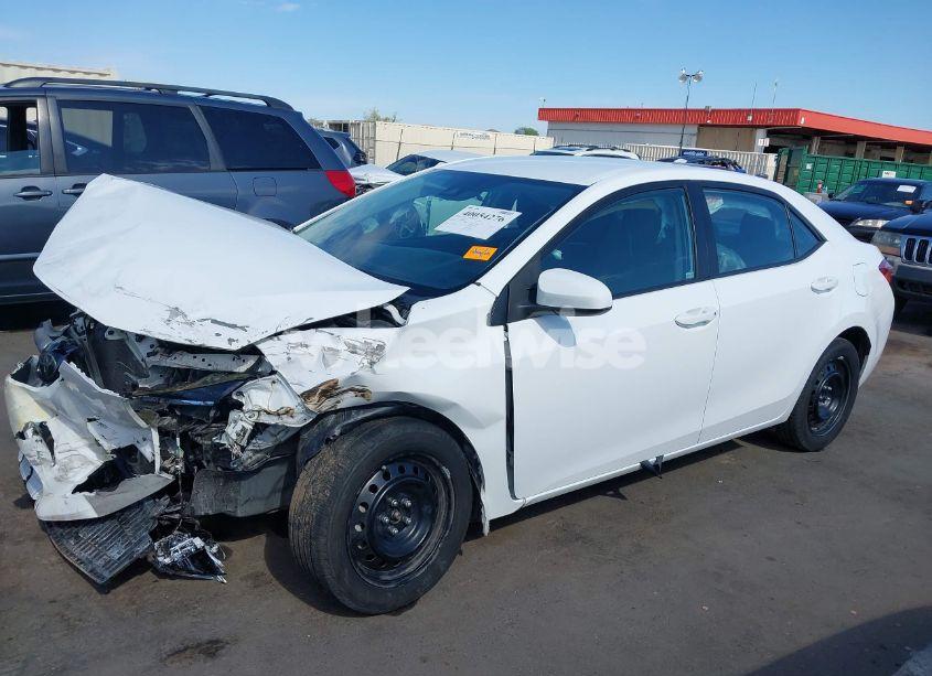 Photo 2 of 2017 Toyota Corolla LE (VIN 5YFBURHE8HP609050)