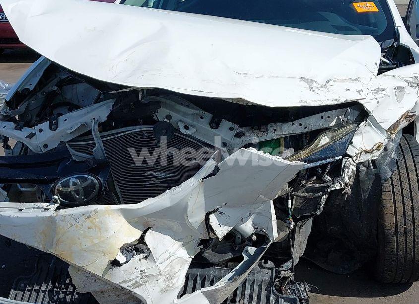 Photo 6 of 2017 Toyota Corolla LE (VIN 5YFBURHE8HP609050)