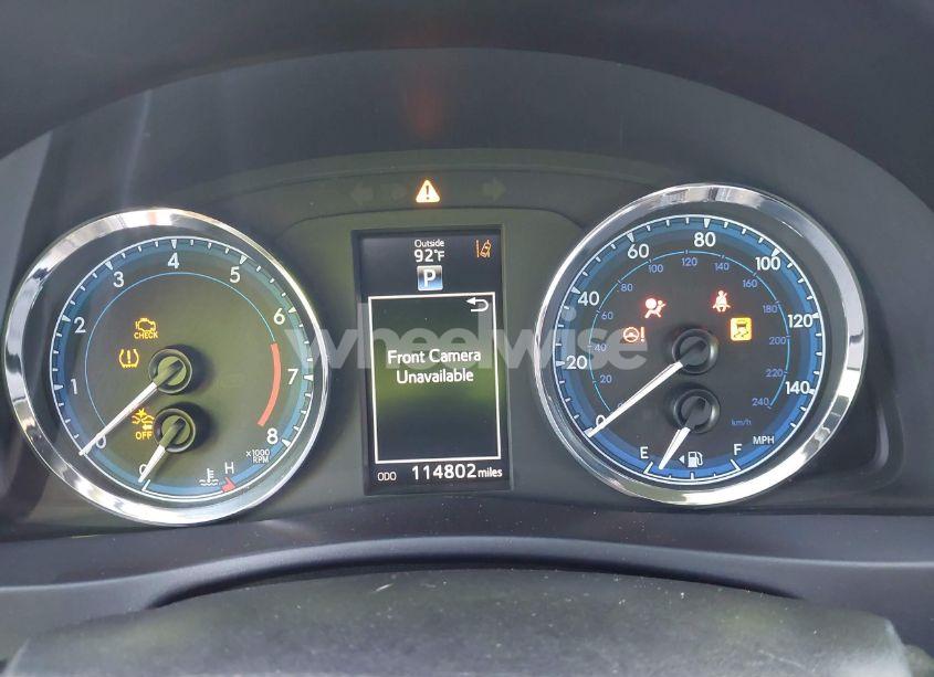 Photo 7 of 2017 Toyota Corolla SE (VIN 5YFBURHE8HP623174)