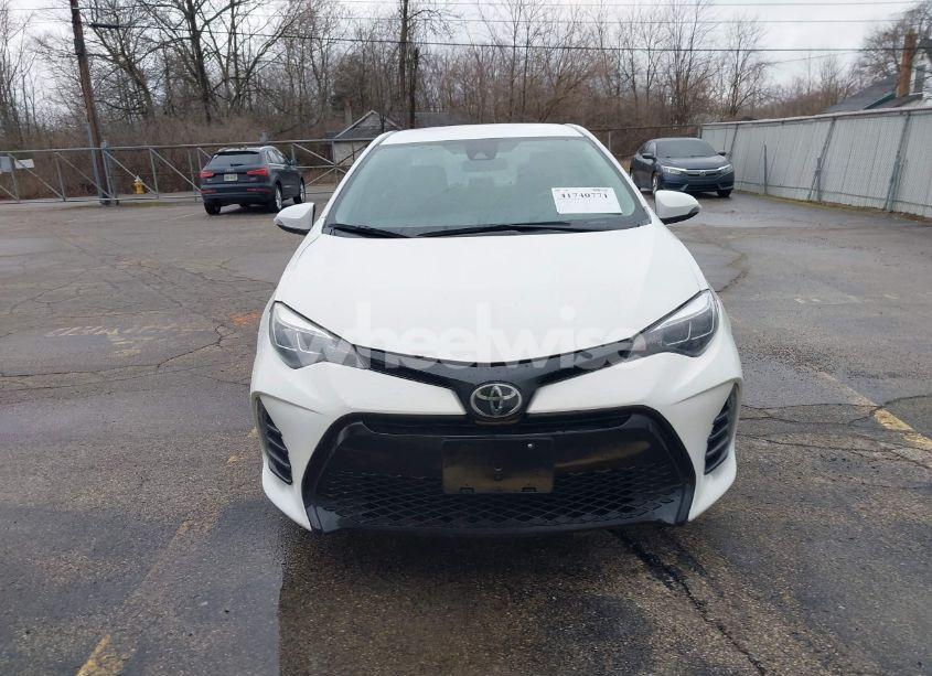 Photo 13 of 2017 Toyota Corolla SE (VIN 5YFBURHE8HP624714)