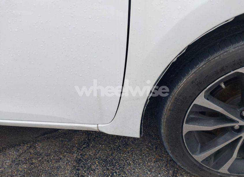 Photo 19 of 2017 Toyota Corolla SE (VIN 5YFBURHE8HP624714)