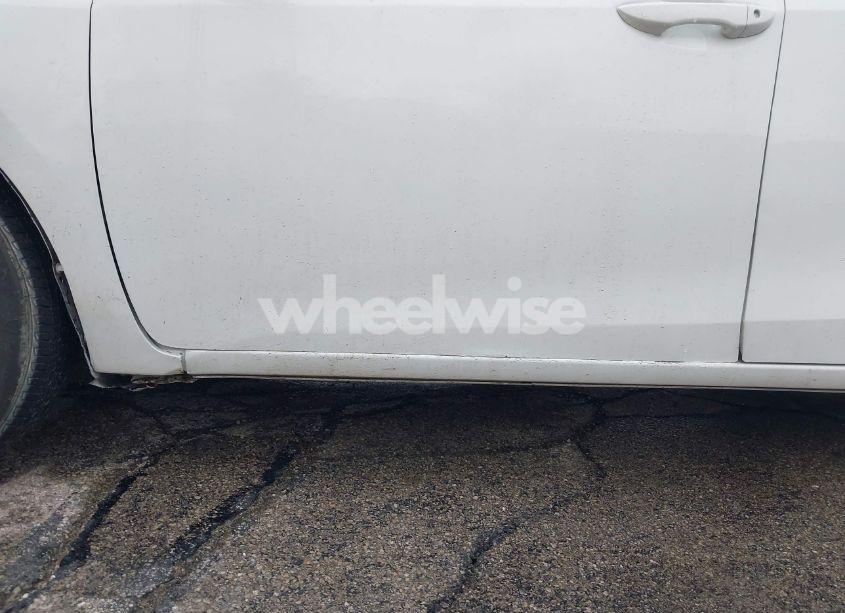 Photo 21 of 2017 Toyota Corolla SE (VIN 5YFBURHE8HP624714)