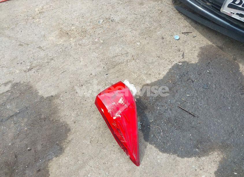 Photo 12 of 2017 Toyota Corolla SE (VIN 5YFBURHE8HP635261)