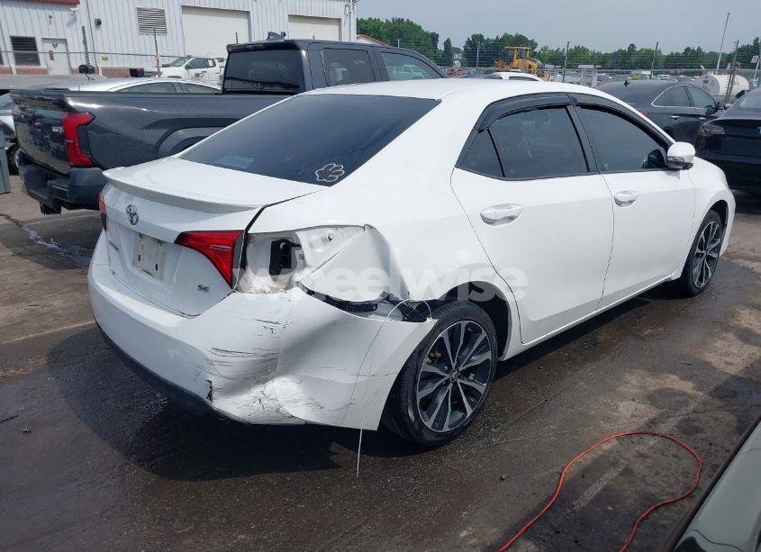 Photo 4 of 2017 Toyota Corolla SE (VIN 5YFBURHE8HP635261)