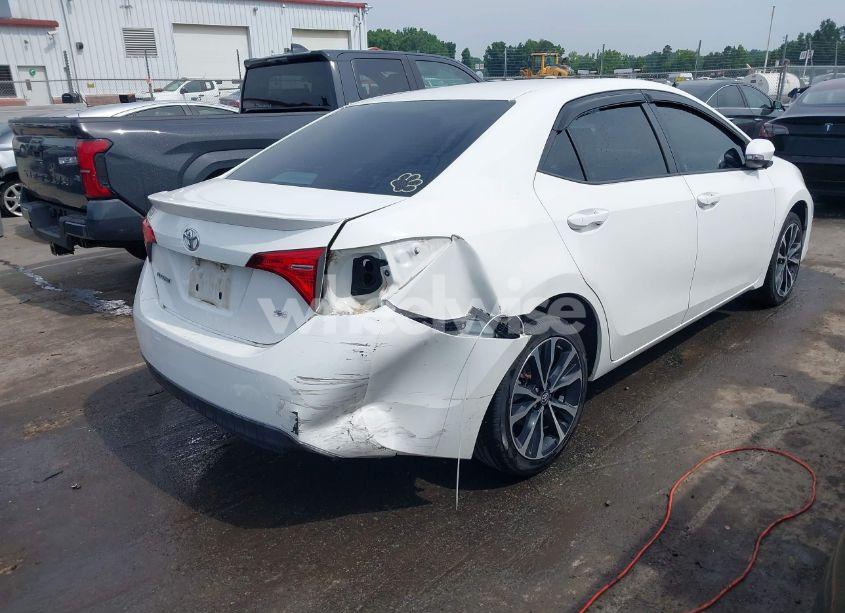 Photo 6 of 2017 Toyota Corolla SE (VIN 5YFBURHE8HP635261)