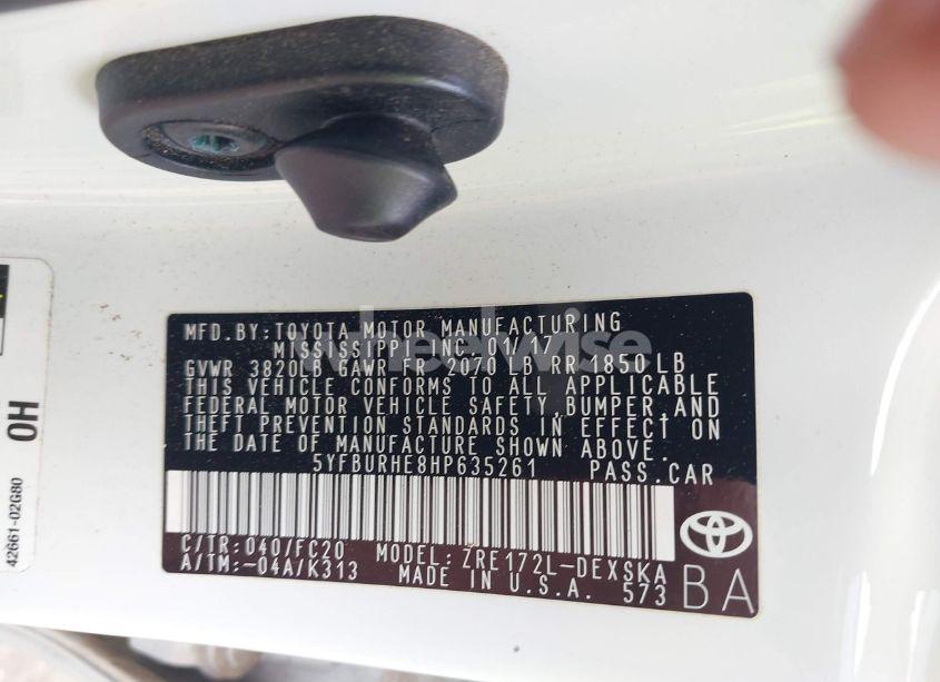 Photo 9 of 2017 Toyota Corolla SE (VIN 5YFBURHE8HP635261)