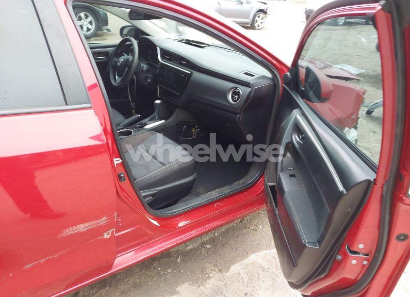 Photo 5 of 2017 Toyota Corolla LE (VIN 5YFBURHE8HP644199)