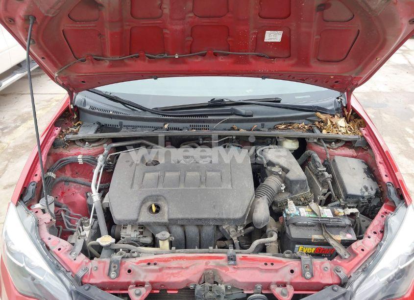 Photo 10 of 2017 Toyota Corolla XLE (VIN 5YFBURHE8HP656725)