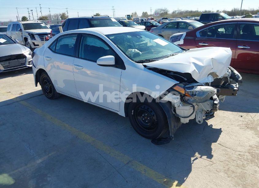 2017 Toyota Corolla LE (VIN 5YFBURHE8HP659222) main photo