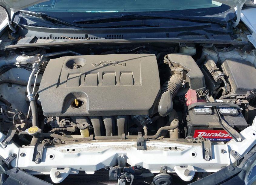 Photo 10 of 2017 Toyota Corolla L/LE/XLE/SE/XSE (VIN 5YFBURHE8HP670821)