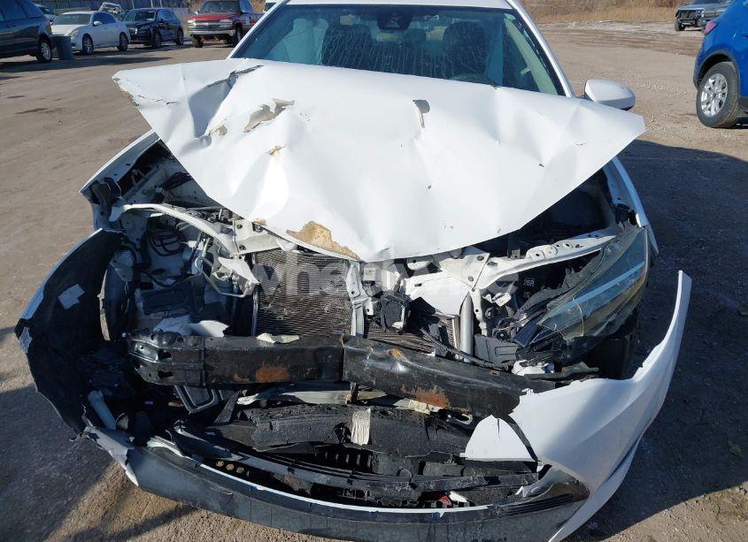 Photo 12 of 2017 Toyota Corolla LE (VIN 5YFBURHE8HP673752)