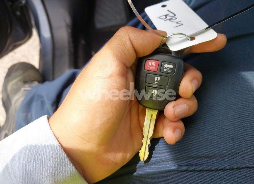 Photo 11 of 2017 Toyota Corolla L/LE/SE/SE SPECIAL EDITION/XLE/XSE (VIN 5YFBURHE8HP677302)