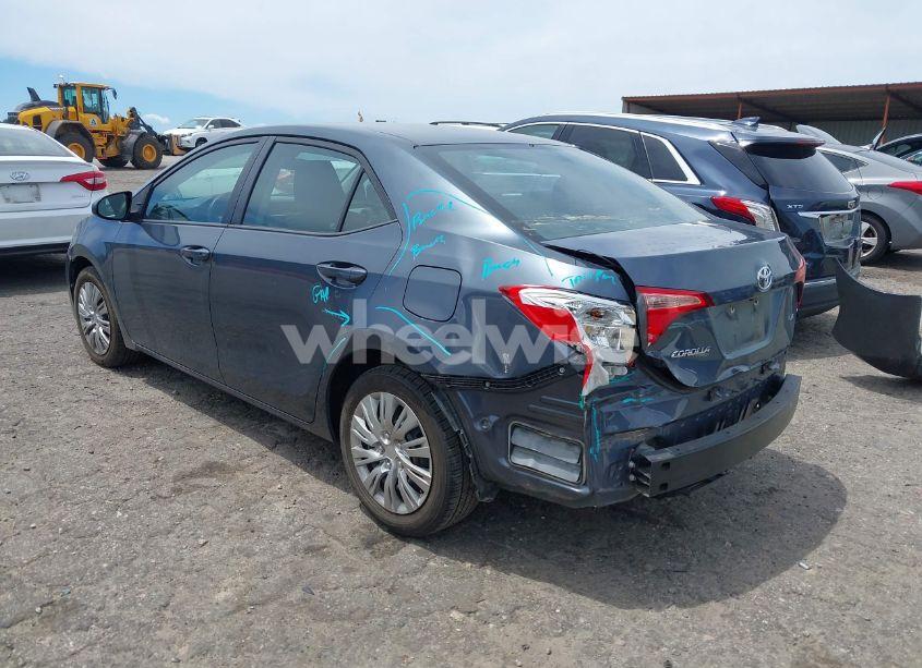 Photo 3 of 2017 Toyota Corolla L/LE/SE/SE SPECIAL EDITION/XLE/XSE (VIN 5YFBURHE8HP677302)